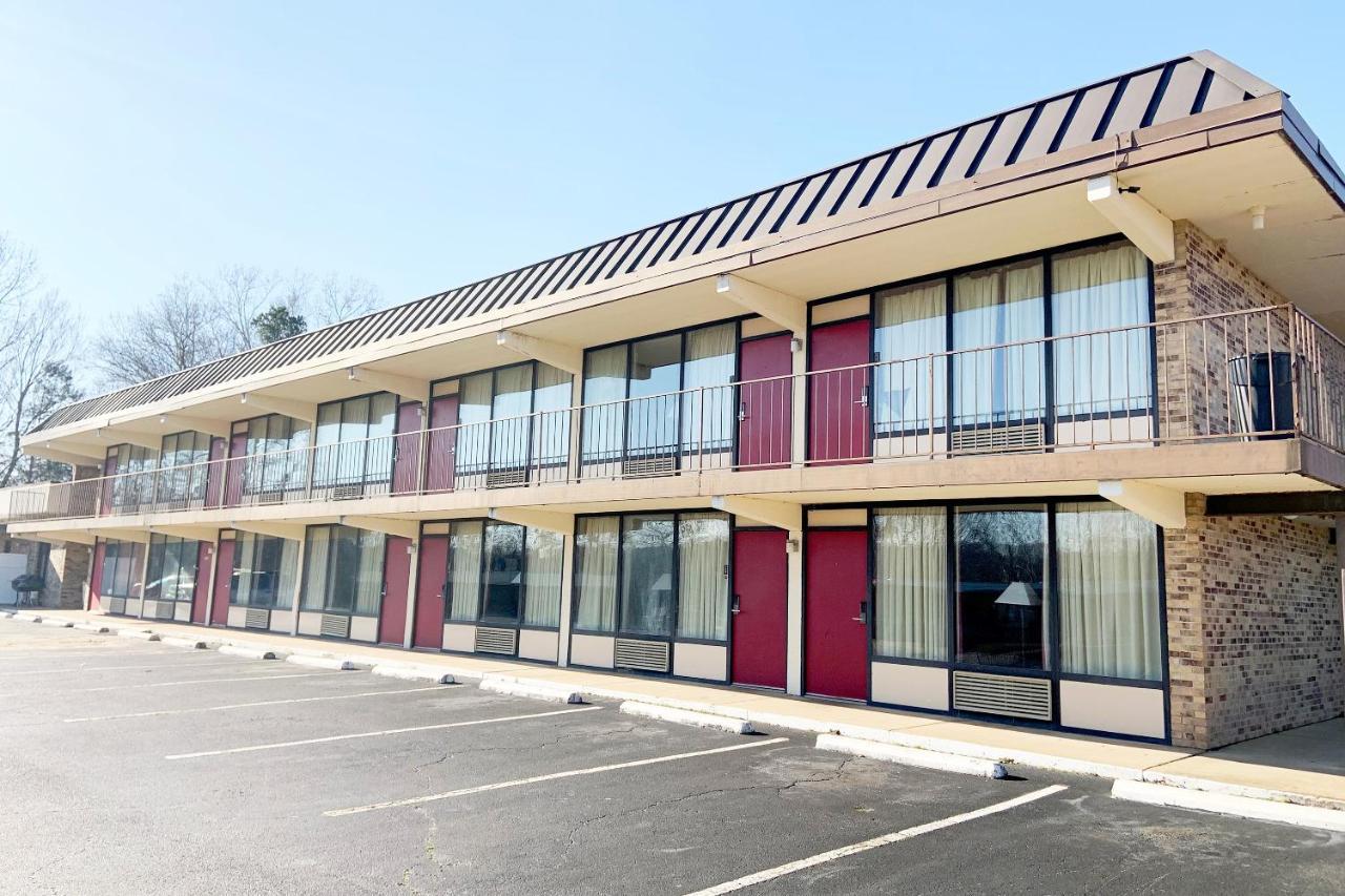 Paris Inn And Suites Екстериор снимка